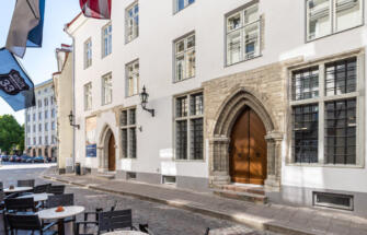 Milline näeb välja Tallinna vanalinna kõige uuem vana maja