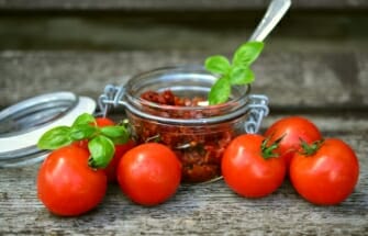 Kuidas teha imemaitsvaid päikesekuivatatud tomateid